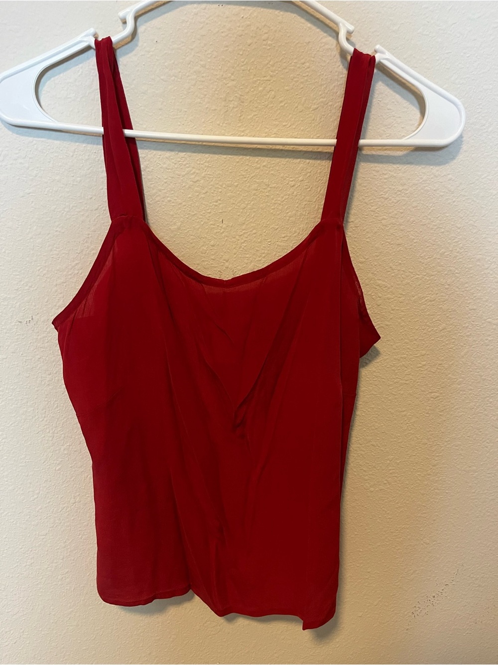 100% Silk Tess Women’s Red Sleeveless Cami Top